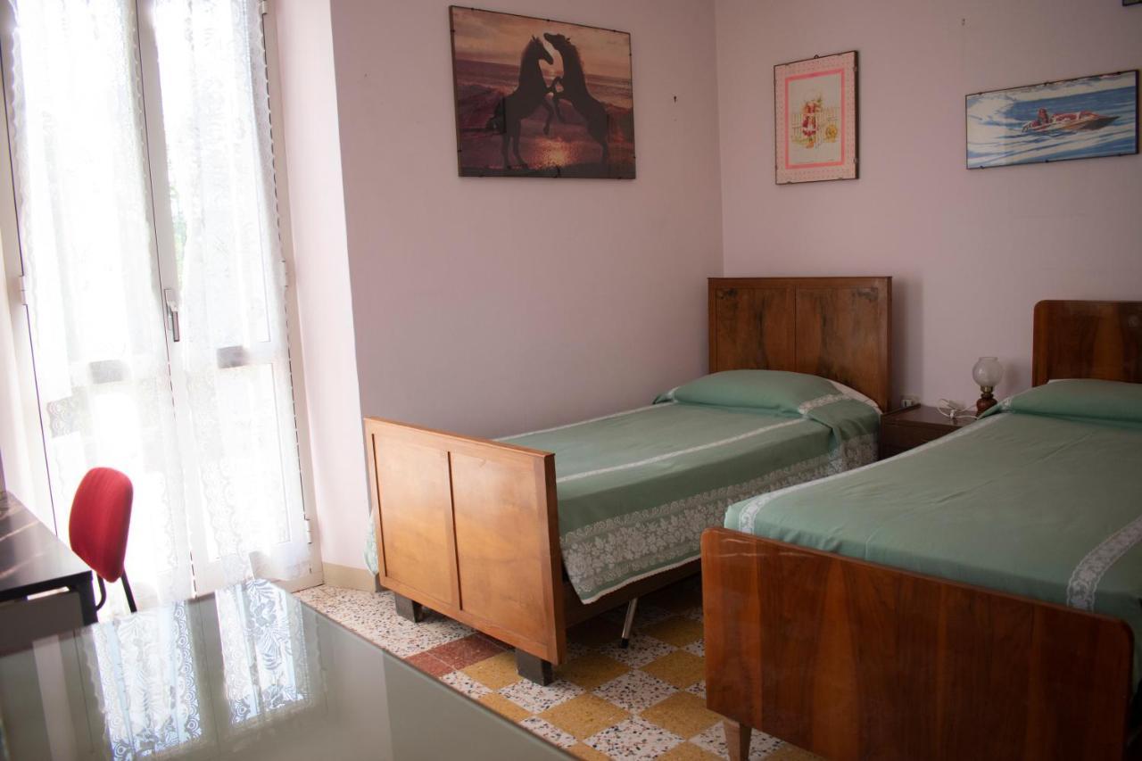 Bed and Breakfast Il Glicine Falerone Экстерьер фото